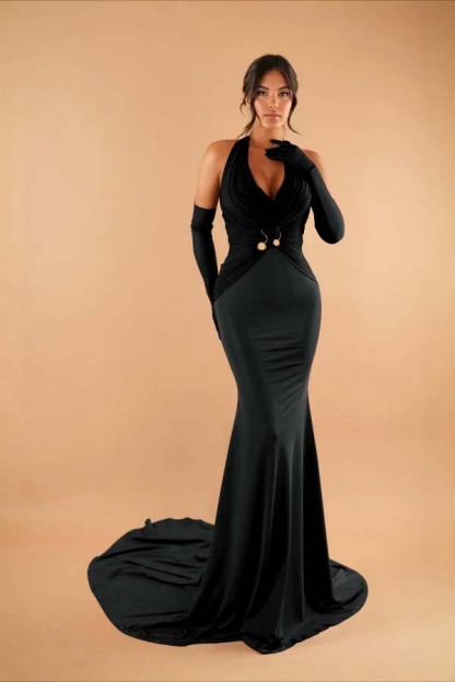 Halter Sleeveless Long Mermaid Prom Dress With Pleated Gloves