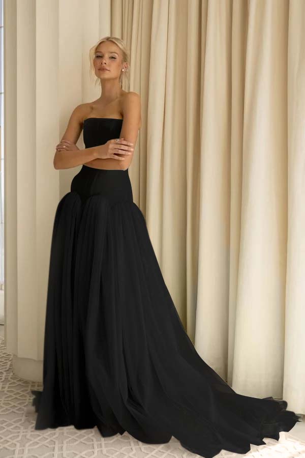 Charming Tulle Strapless Sleeveless Long Prom Dress With Pleated