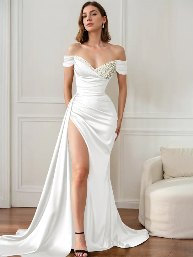 Elegant Off-the-Shoulder Evening Dresses with Strapless Design and Sweep Train
