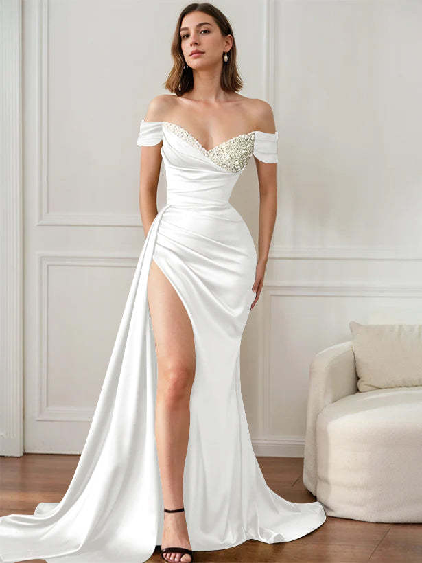 Elegant Off-the-Shoulder Evening Dresses with Strapless Design and Sweep Train