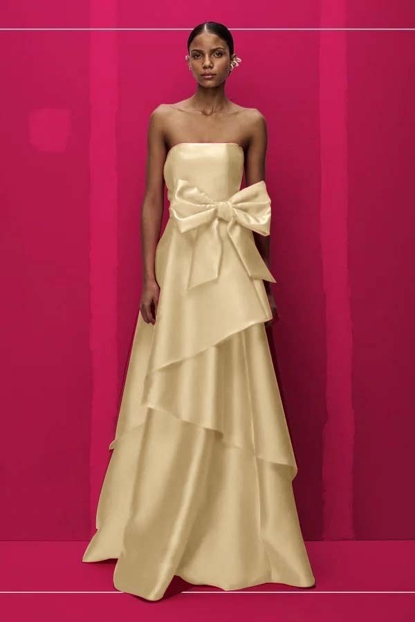 Chic Strapless Sleeveless Long Prom Dress With Pleated Bowknot