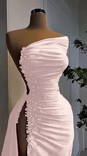 Red Pearl Strapless Prom Dress Long Slit Sleeveless With Beading