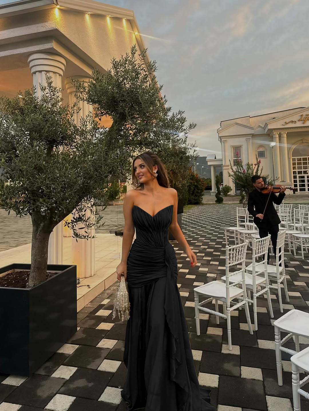 Strapless V Neck Sleeveless Long Prom Dress With Pleated Ruffle