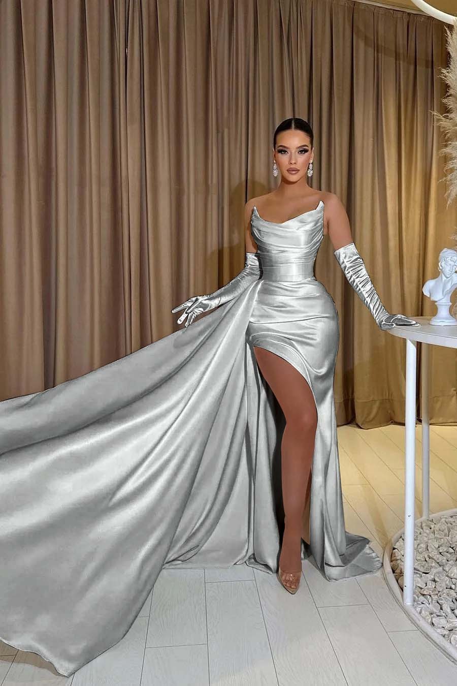 White Chiffon Strapless Sleeveless Split Mermaid Long Prom Dress With Gloves