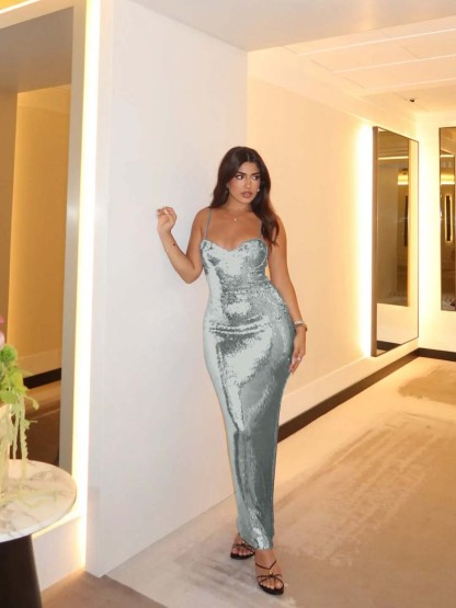 Spaghetti Strap Sleeveless Long Mermaid Prom Dress With Pleated