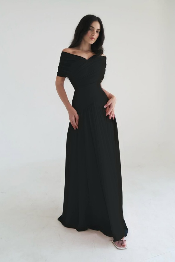 Chiffon Off the Shoulder Sleeveless Long Prom Dress With Pleated