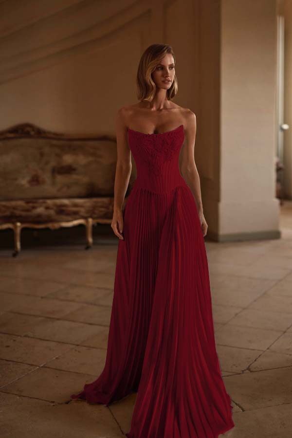 Strapless Sleeveless Long Prom Dress With Appliques Pleated