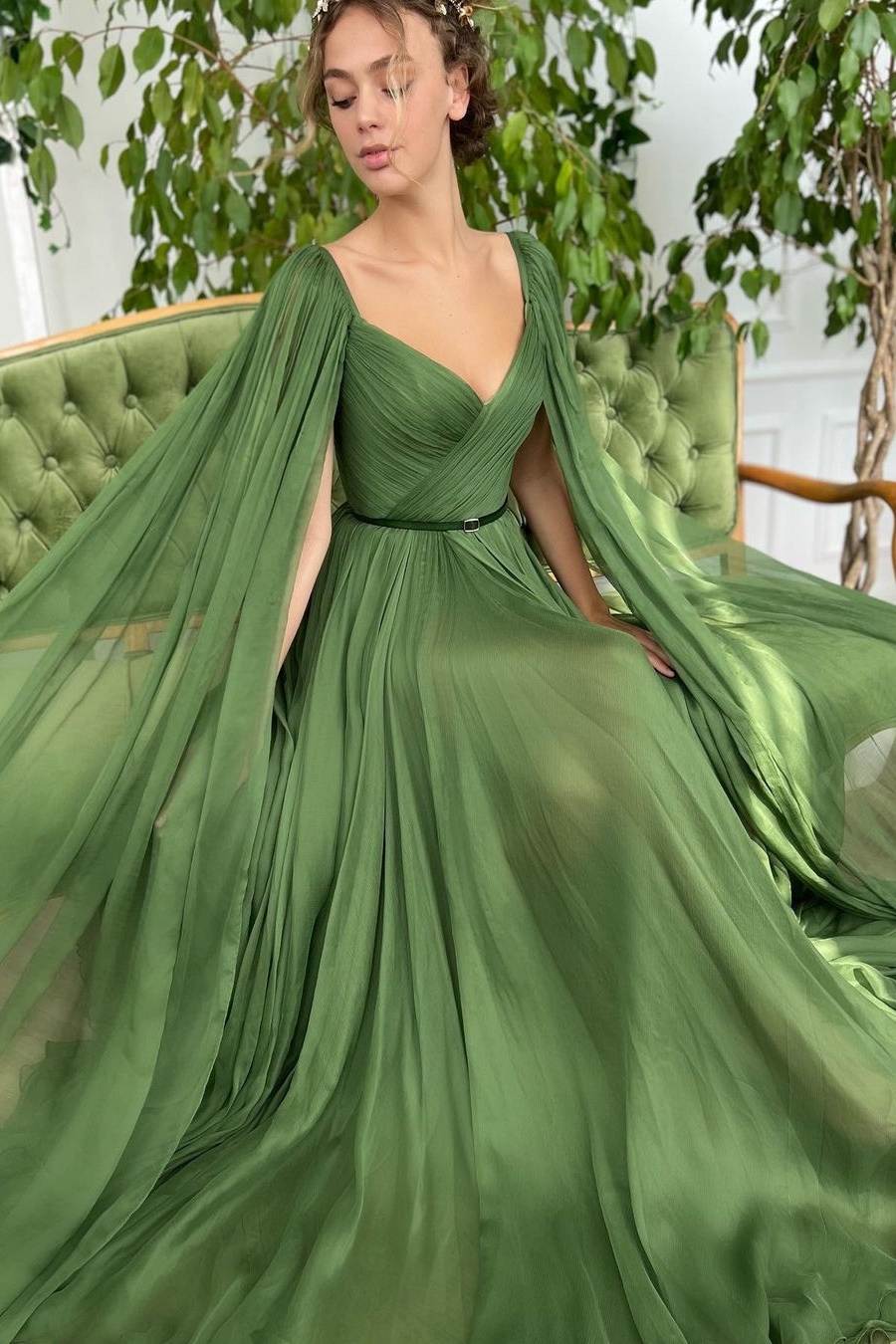 Elegant Green Long Sleeves Formal Belt Prom Dress Tulle With Split
