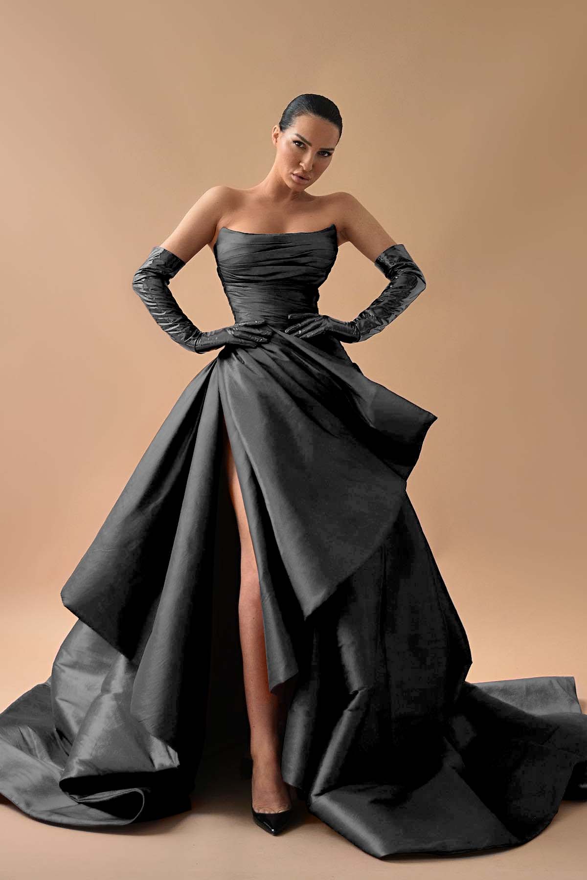 Strapless Sleeveless Long Split Prom Dress With Gloves Pleated