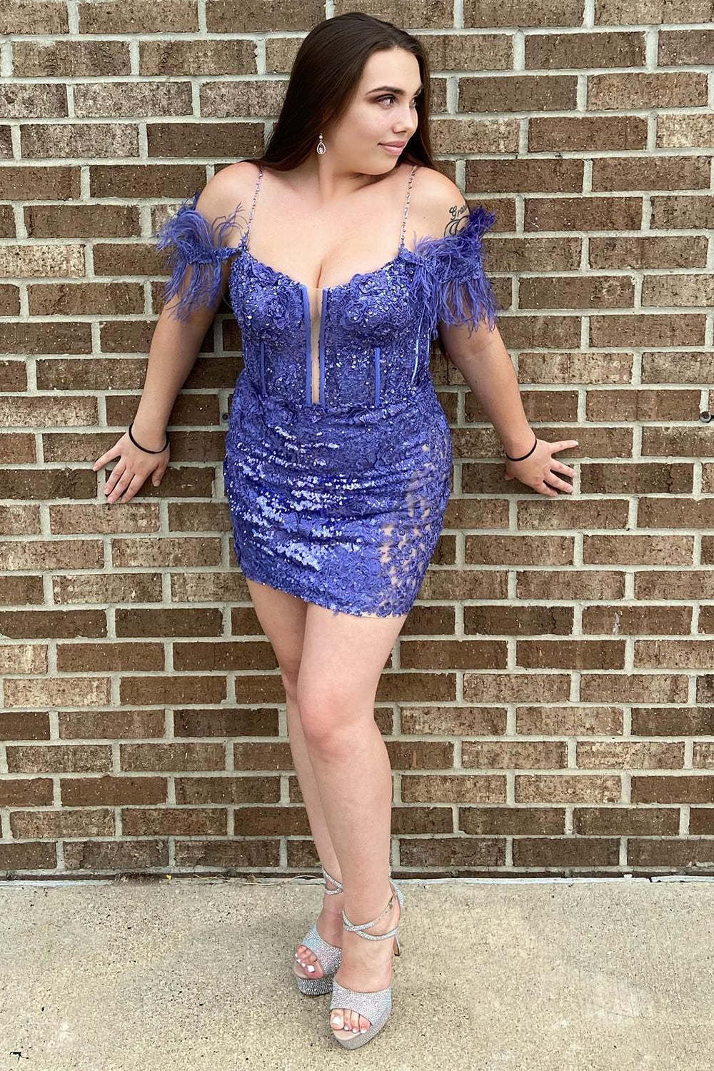 Sparkly Black Lace Tight Short Homecoming Dress with Feathers