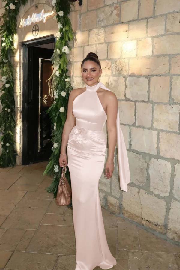 Charming Halter Sleeveless Long Mermaid Prom Dress With Pleated