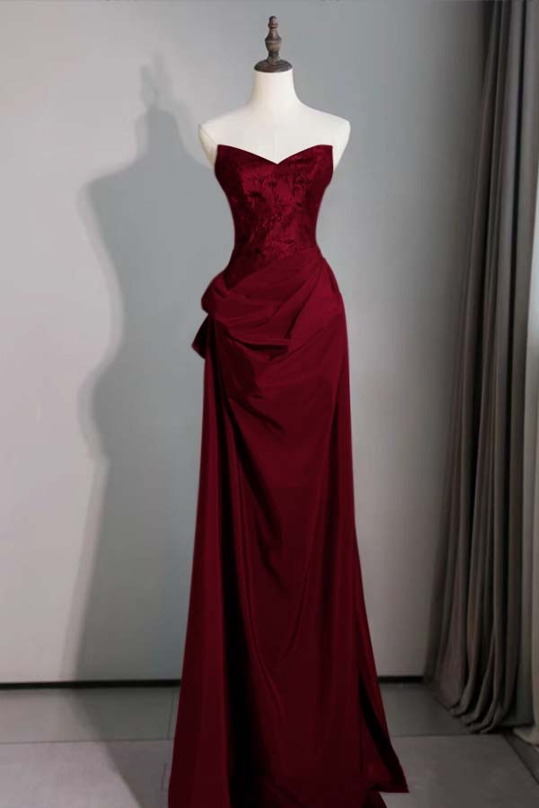 Spaghetti Strap Sleeveless Long Mermaid Prom Dress With Pleated