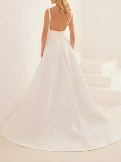 Floor-length V-Neck Princess A-Line Wedding Dress