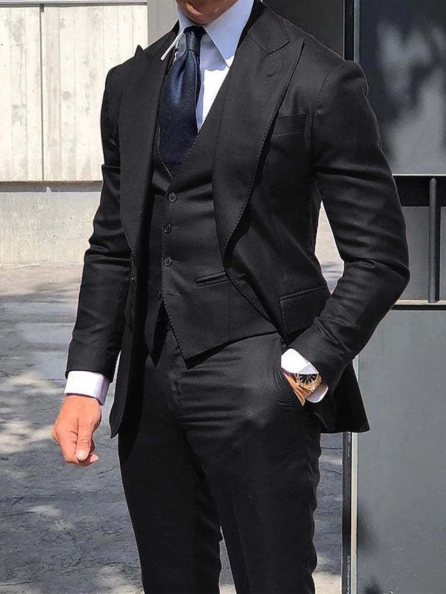 Single-Button Tailored Men's Wedding Suit In Three Pieces