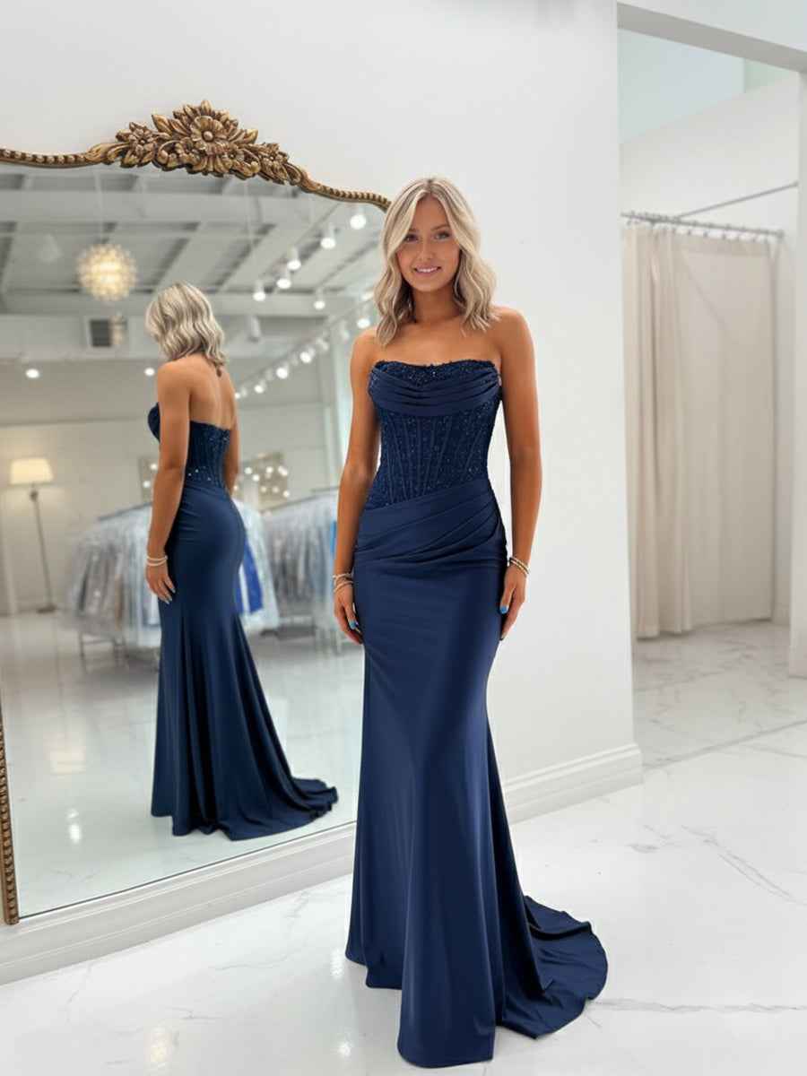 Bodycon Scoop Neck Satin Long Prom Dress with Appliqeus