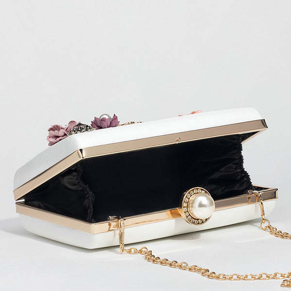 Unique Imitation Pearl Flower Clutch