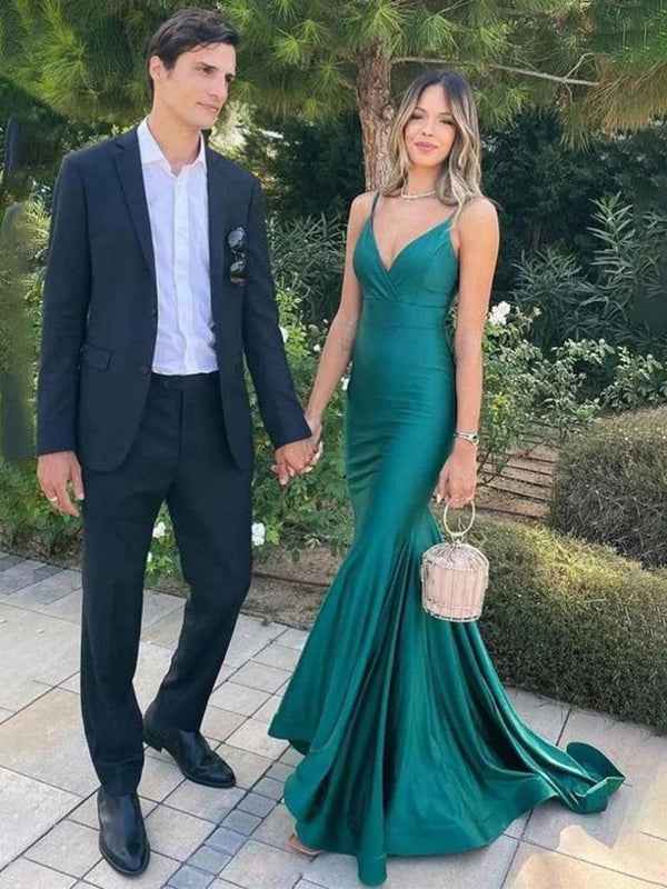 Dark Green Mermaid V-Neck Spaghetti Straps Pleated Long Prom Dress