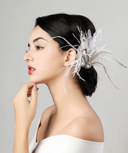 Elegant White Vintage Feather Fascinator with Crystal for Weddings