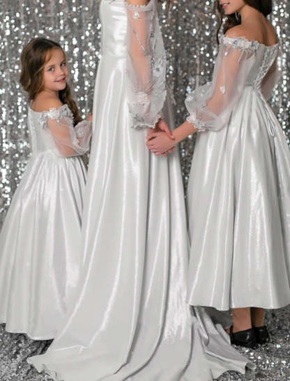 Princess A-Line Off-the-Shoulder Flower Girl Dresses with Beading