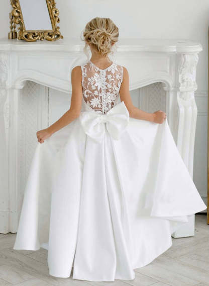 Satin Flower Girl Dresses in A-Line/Princess Style Featuring Applique & Bowknot