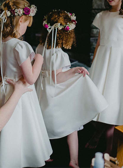 Princess A-Line Flower Girl Dresses Featuring a Scoop Neck and Bowknot