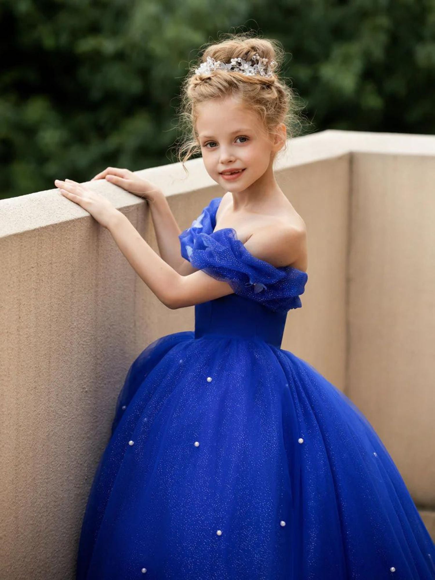 Floor-length A-line Princess Flower Girl Dress with Pearls Off-the-shoulder Short Sleeves