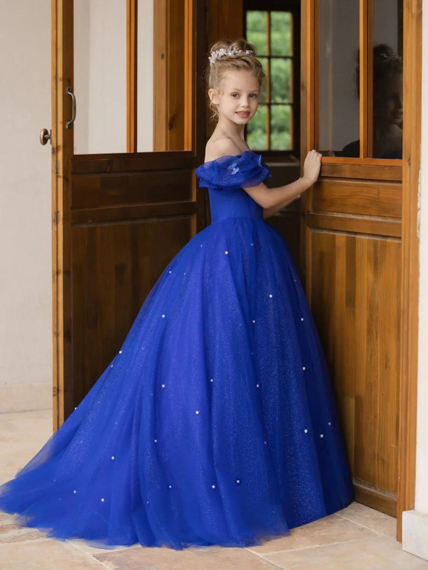 Floor-length A-line Princess Flower Girl Dress with Pearls Off-the-shoulder Short Sleeves