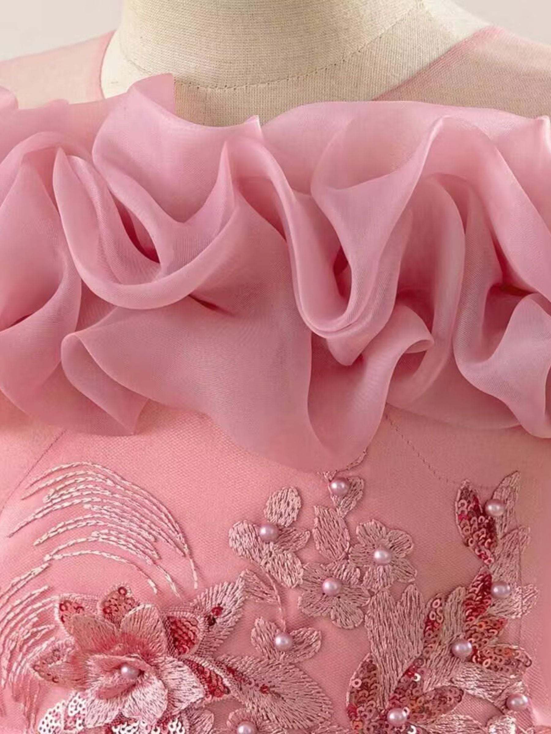 Sleeveless Off-the-Shoulder Flower Girl Ball Gowns Featuring Appliques and Embroidery