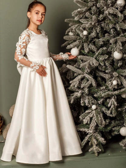 Flower Girl Dresses with Appliques: A-Line Princess Cut Round Neck Long Sleeves