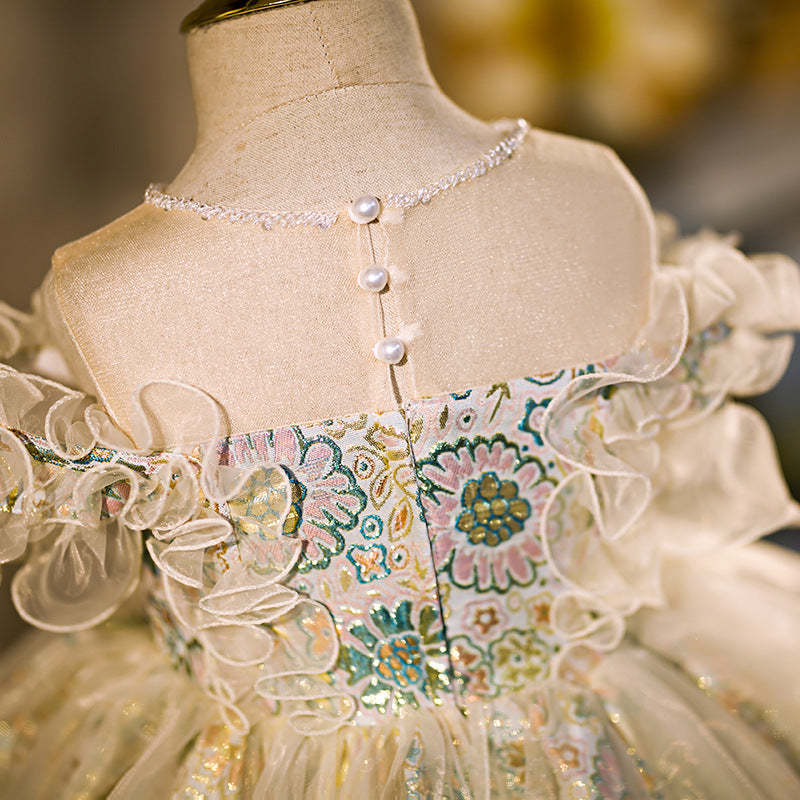 Knee-length flower girl dress with ruffled short sleeves embroidery and beading