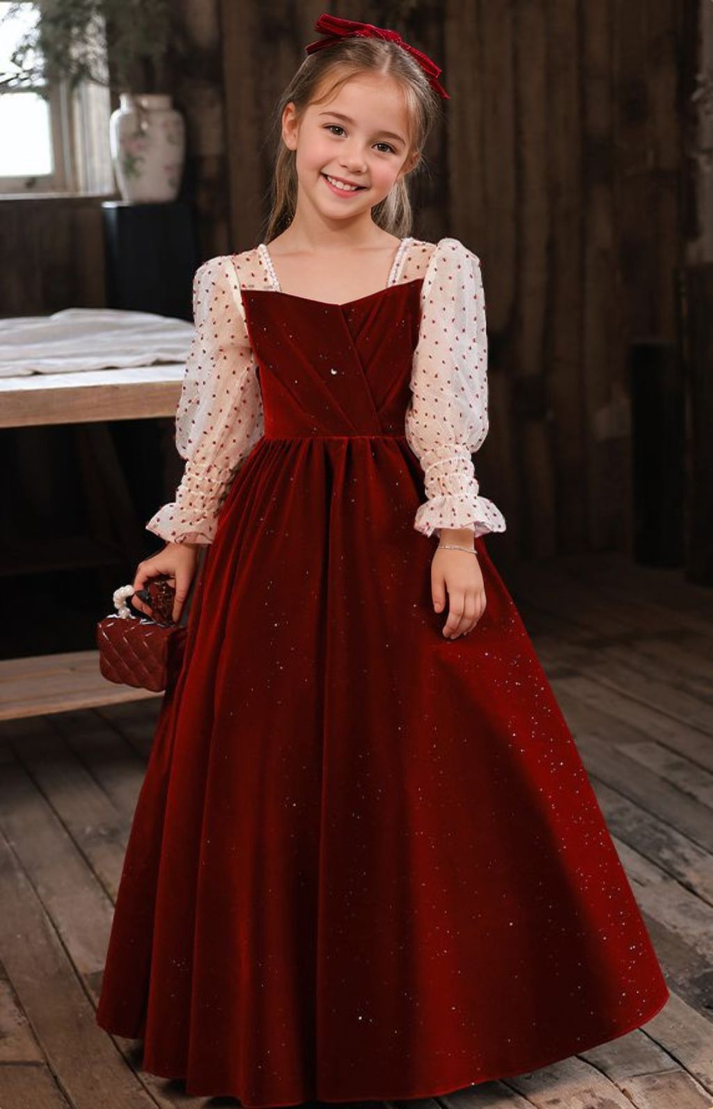 Princess-style Floor-length Flower Girl Dresses with Square Neck and Beaded Long Sleeves