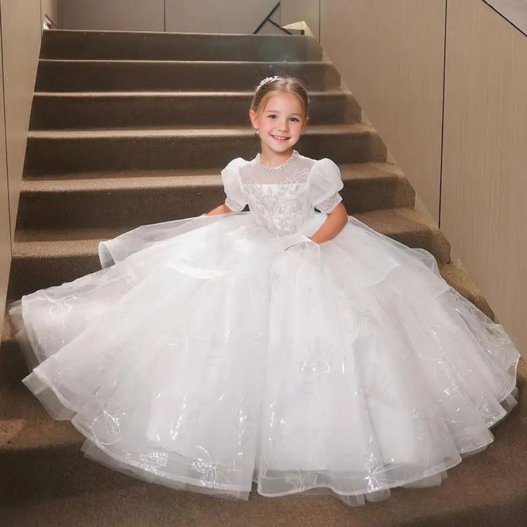 Round Neck Flower Girl Dress with Rhinestone Appliques in A-Line/Princess Style