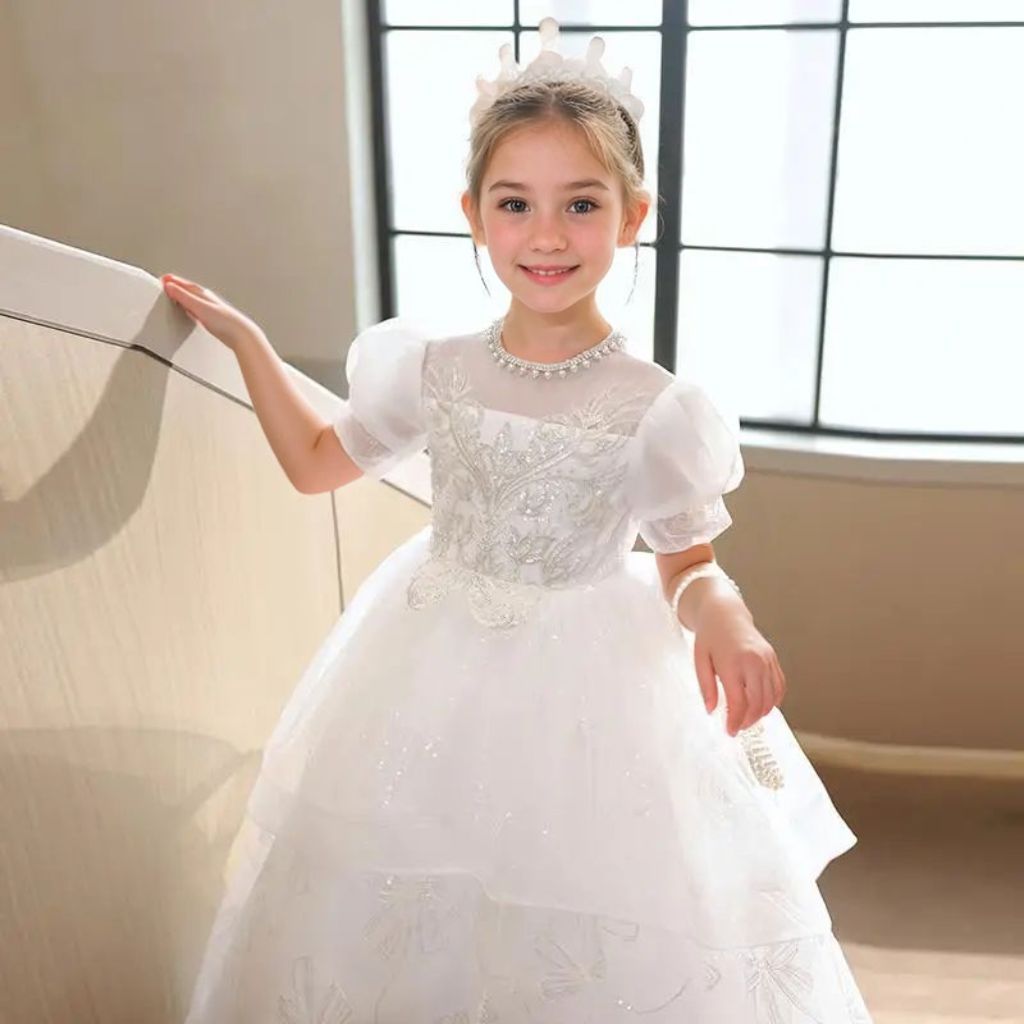 Round Neck Flower Girl Dress with Rhinestone Appliques in A-Line/Princess Style