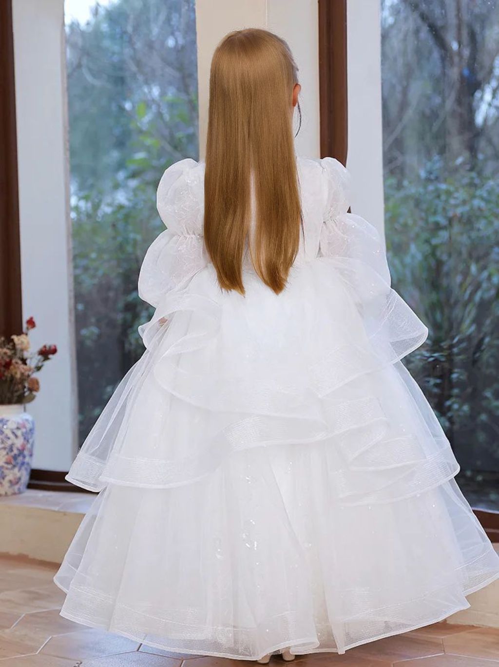 Flower Girl Dress with Rhinestone Appliques in V-Neck and 3/4 A-Line/Princess Sleeves