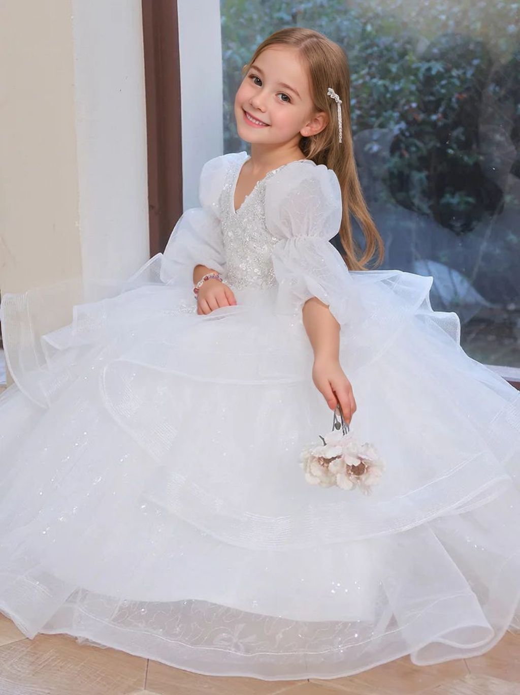 Flower Girl Dress with Rhinestone Appliques in V-Neck and 3/4 A-Line/Princess Sleeves