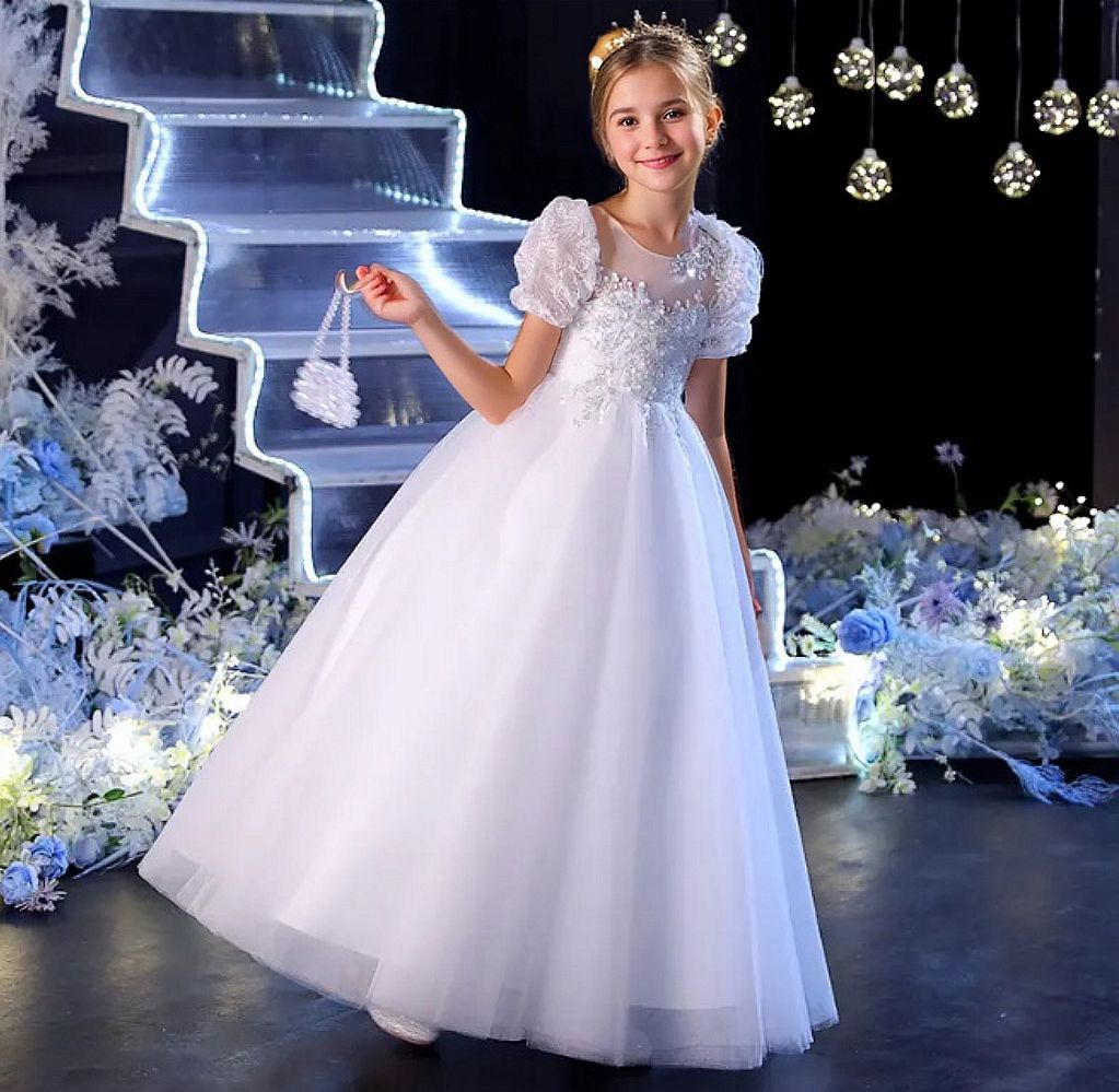 Short-Sleeved Flower Girl Dress with Lace and Crystal Appliques in A-Line/Princess Style