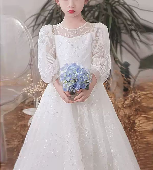 Long Sleeve Floor-Length Lace Party Dress with Round Neck for Flower Girls