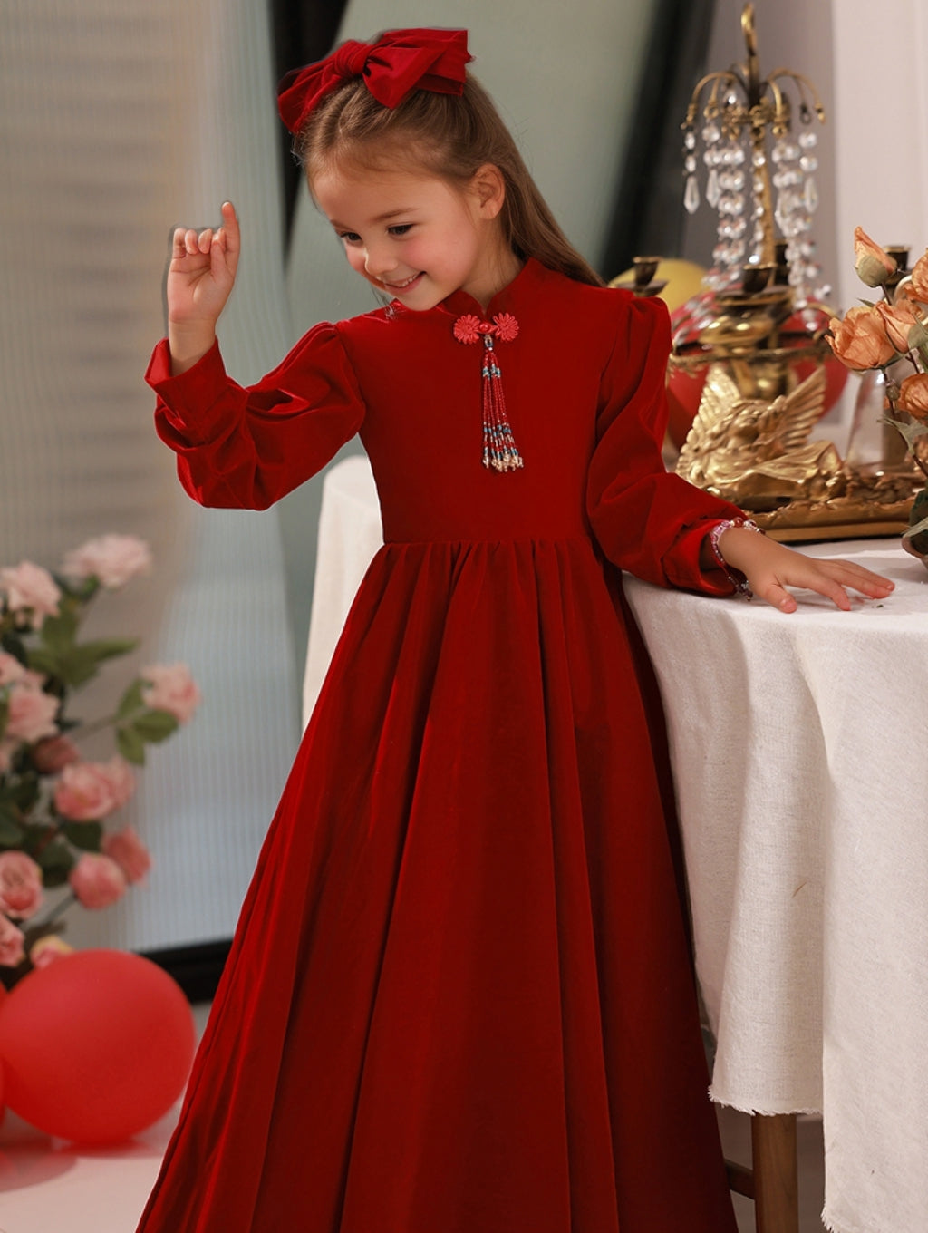 Floor-Length High-Neck A-Line Princess Dress with Long Sleeves for Flower Girls