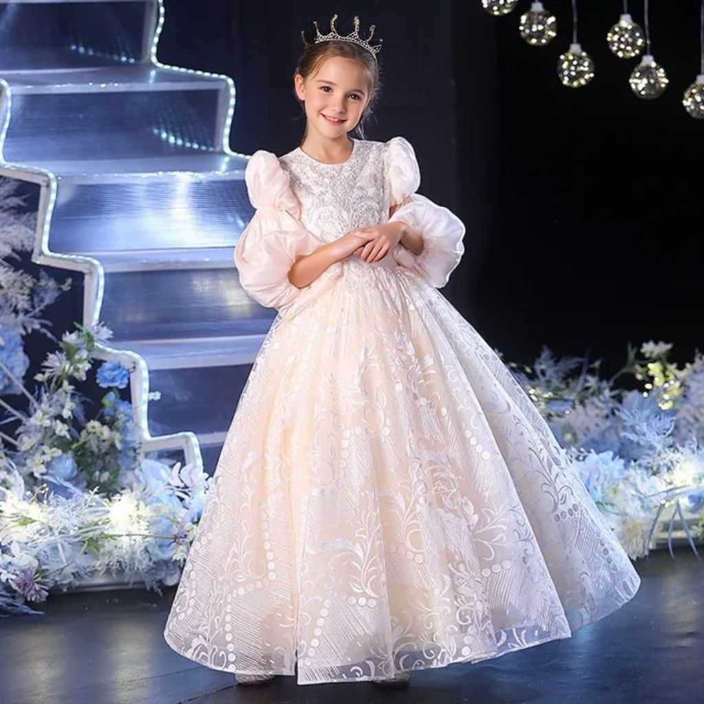 Round Neck Floor-Length Lace Party Dress for Girls with Rhinestone Appliques and 3/4 Sleeves