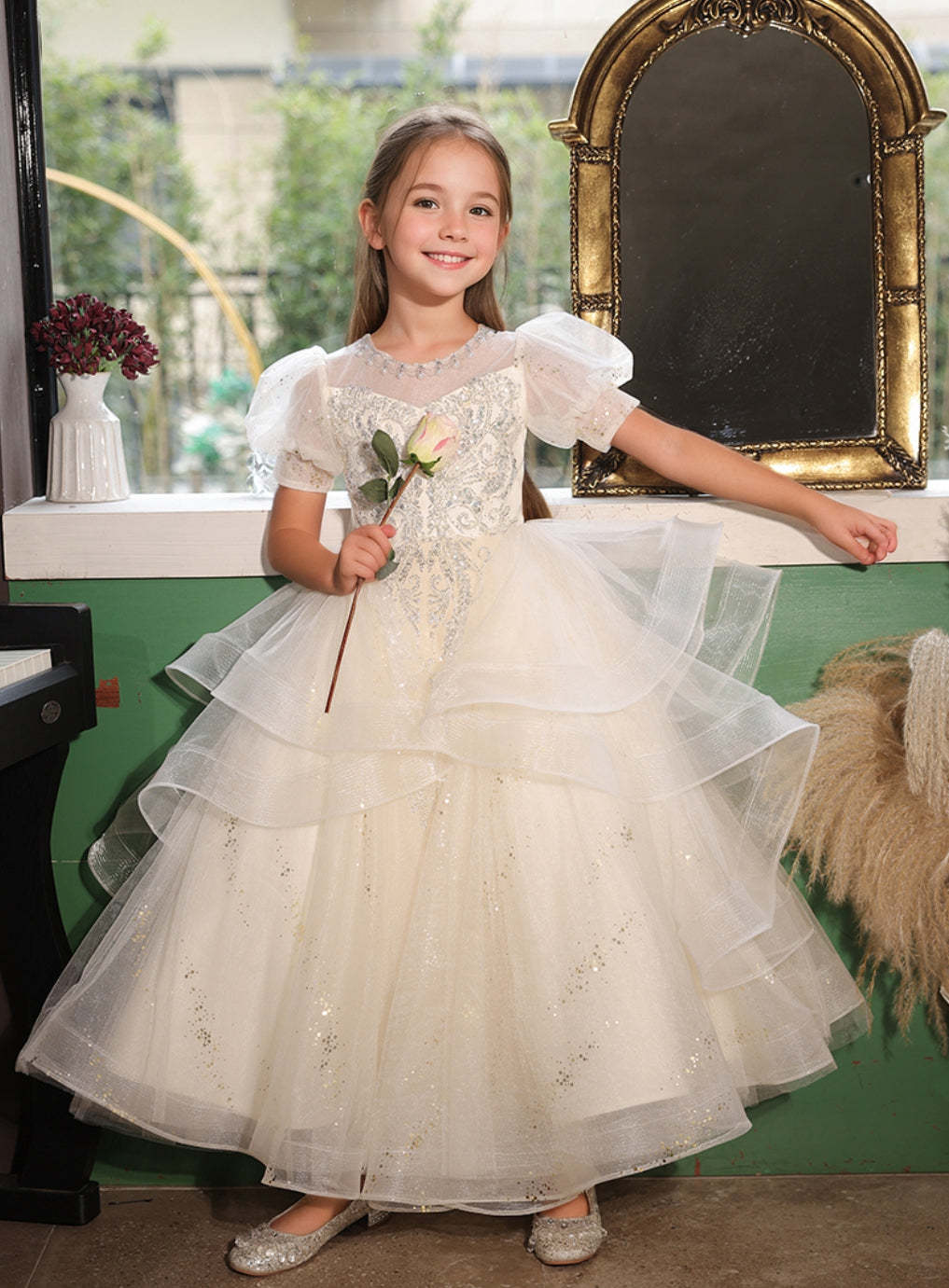 A-Line/Princess Flower Girl Party Dress with Rhinestone Appliques and Short Sleeves