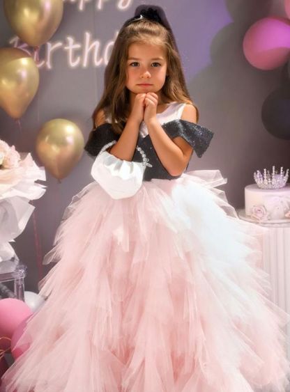 Floor-Length Off-the-Shoulder A-Line Princess Party Dress in Ruffled Tulle