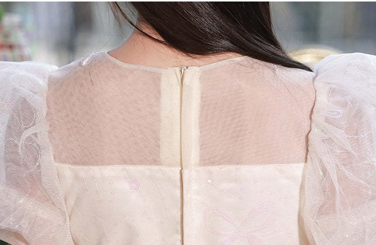 Knee-Length Flower Girl Dress with Lace Appliques in A-Line/Princess Style and Short Sleeves