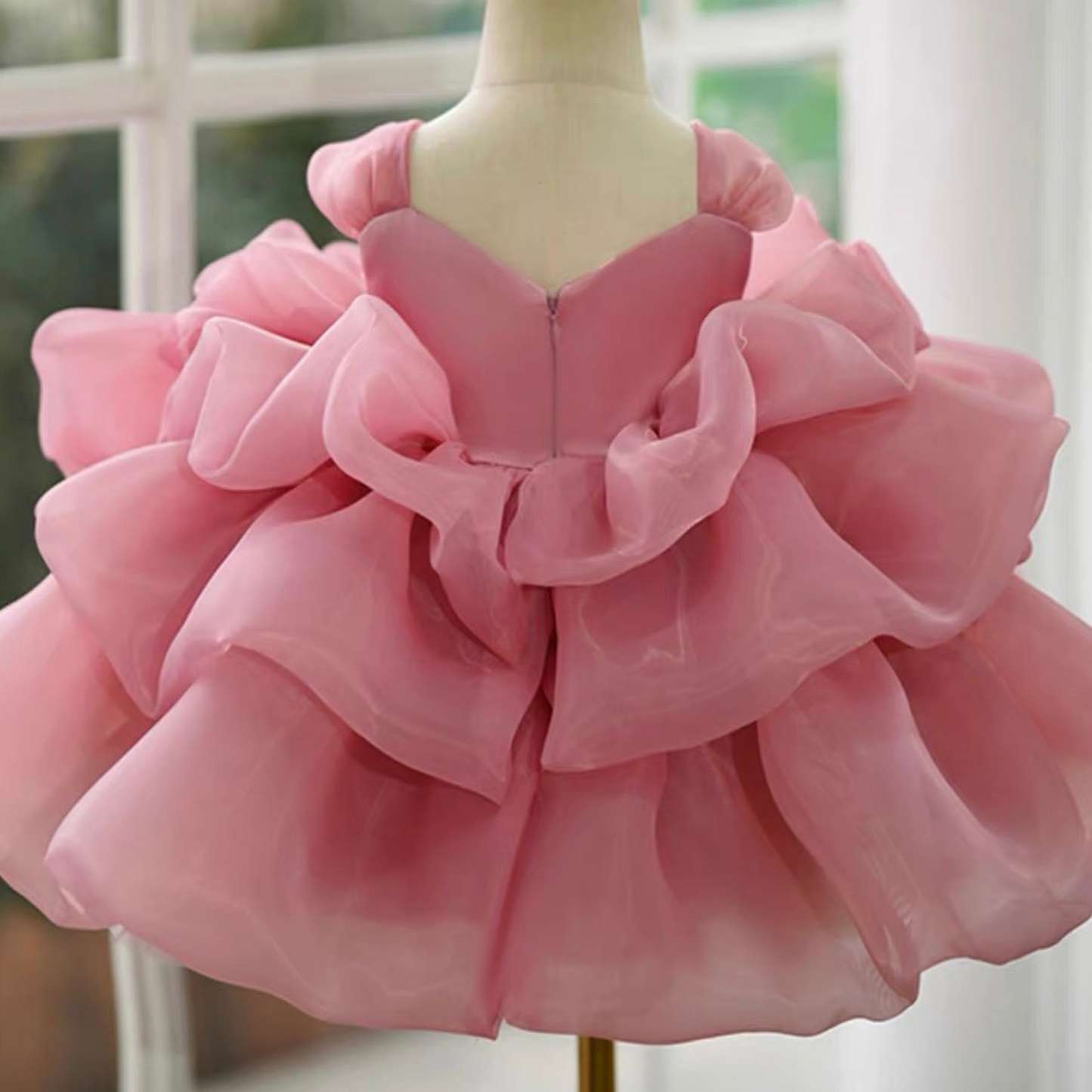 Knee-Length Sleeveless Ball Gown Party Dress for Baby Girls with Ruched Flowers