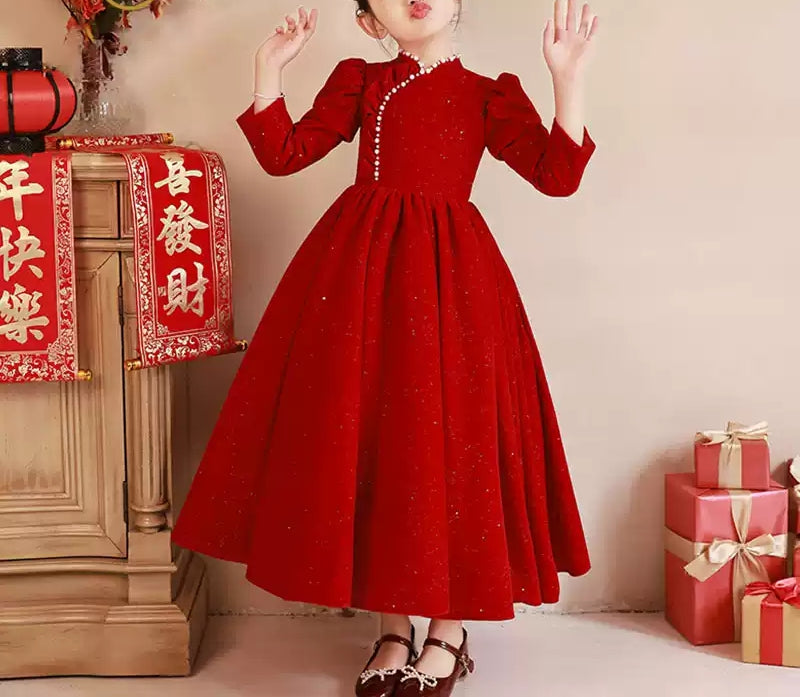 Red Floor-Length Party Dress with Beaded High Neck and Long Sleeves
