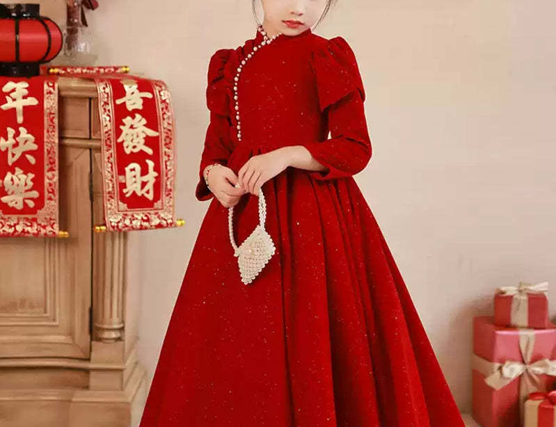 Red Floor-Length Party Dress with Beaded High Neck and Long Sleeves