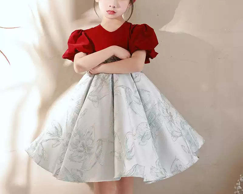 Knee-Length V-Neck Party Dress for Girls with Short Sleeves and Embroidery Appliques