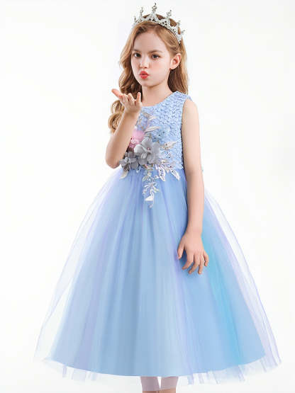 Sleeveless Scoop Neck Gradient Tulle Ball Gown with Flower Appliques & Embroidery