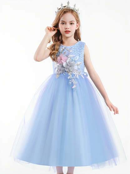 Sleeveless Scoop Neck Gradient Tulle Ball Gown with Flower Appliques & Embroidery