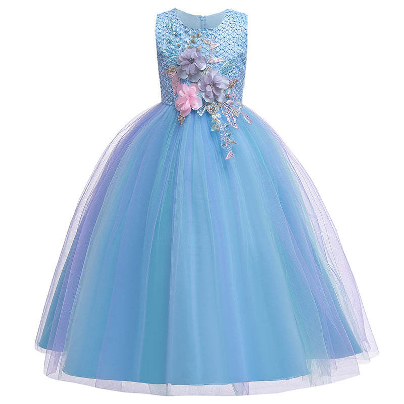 Sleeveless Scoop Neck Gradient Tulle Ball Gown with Flower Appliques & Embroidery