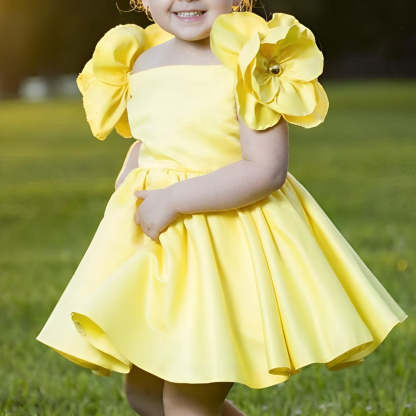 Off-the-Shoulder Sweet Ball Gown with 3D Flower and Beadings for Flower Girls